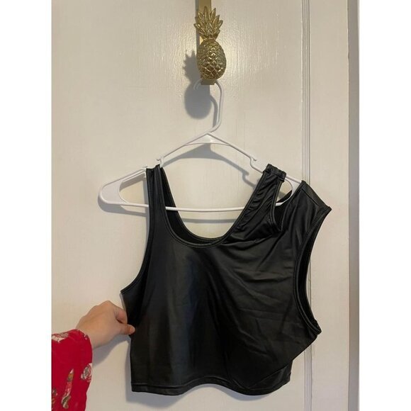 Shein Women’s Size Large Cropped Black Blouse - Picture 1 of 4